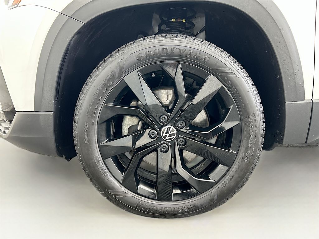 Thumbnail: 2022 Volkswagen Taos - 29