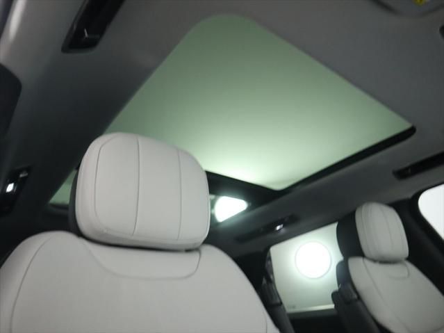 Thumbnail: 2026 Land Rover Range Rover Sport - 19