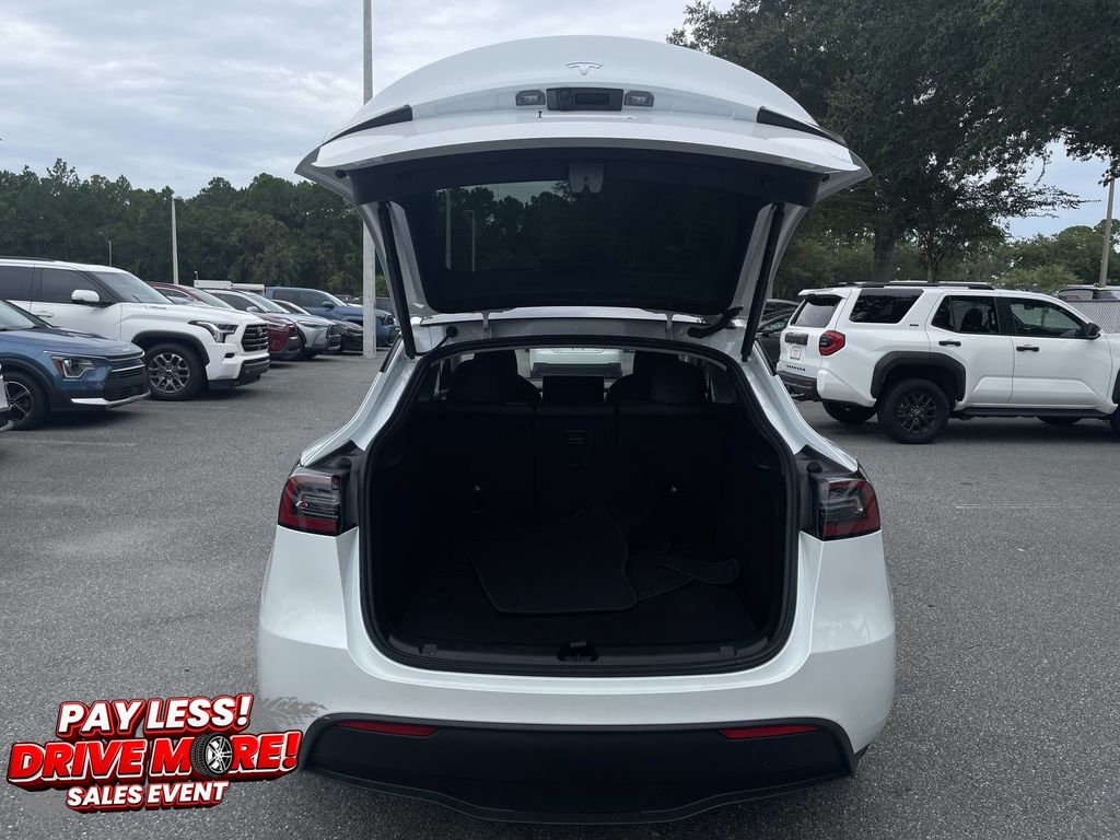 Used 2024 Tesla Model Y SUV