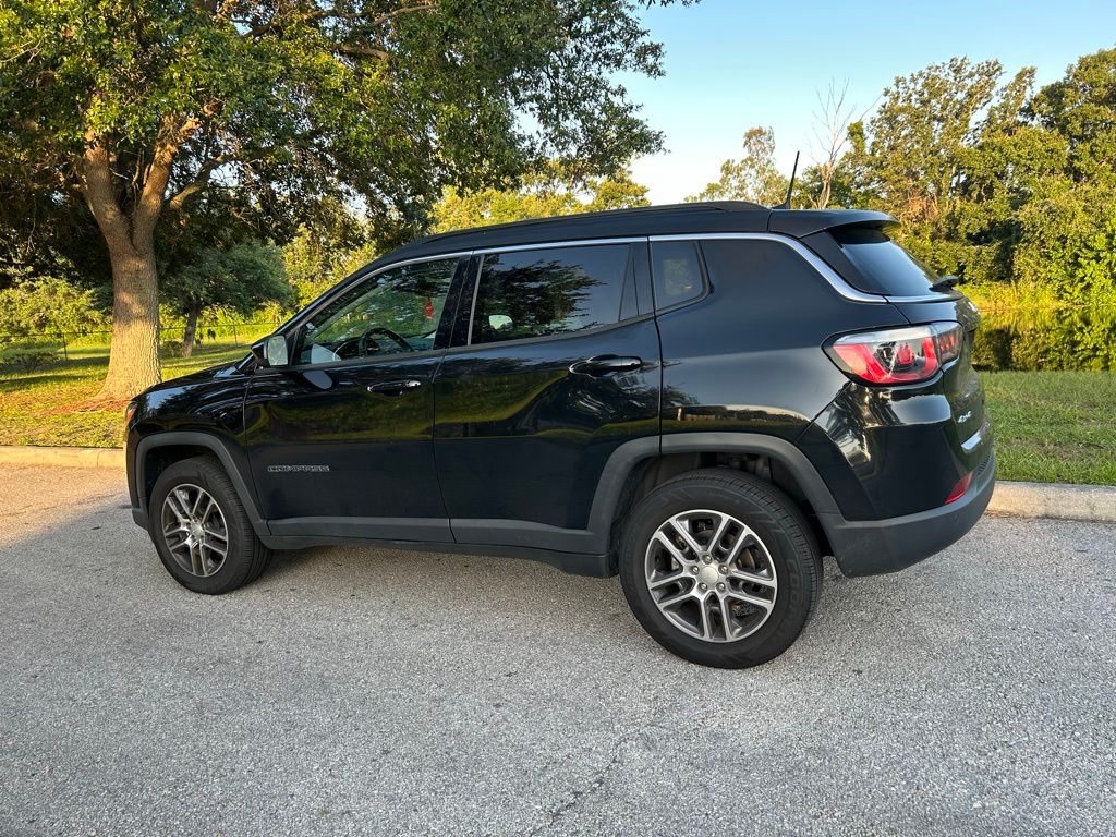 Thumbnail: 2020 Jeep Compass - 3