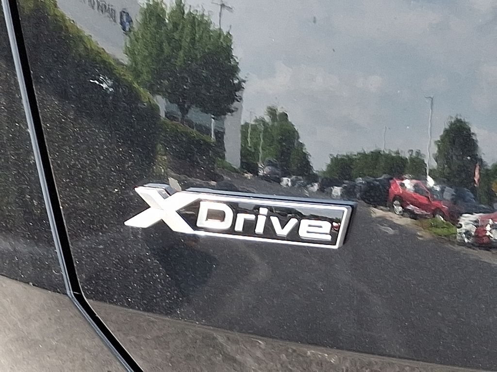 Thumbnail: 2025 BMW X3 - 12