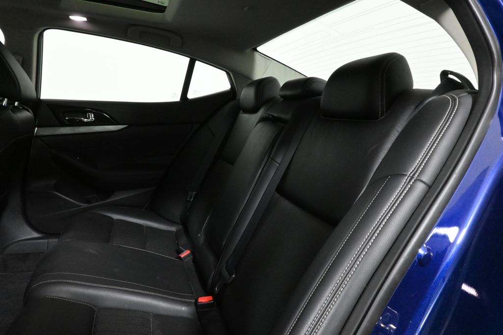 Thumbnail: 2016 Nissan Maxima - 6