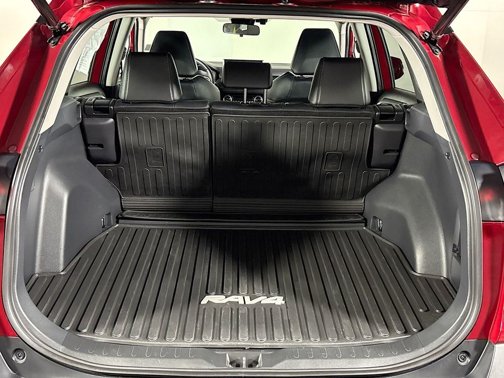 2023 Toyota RAV4 Hybrid XLE Premium