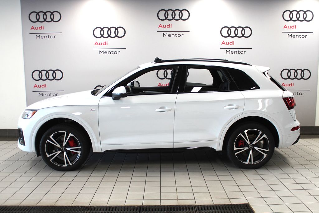 Thumbnail: 2025 Audi Q5 - 3