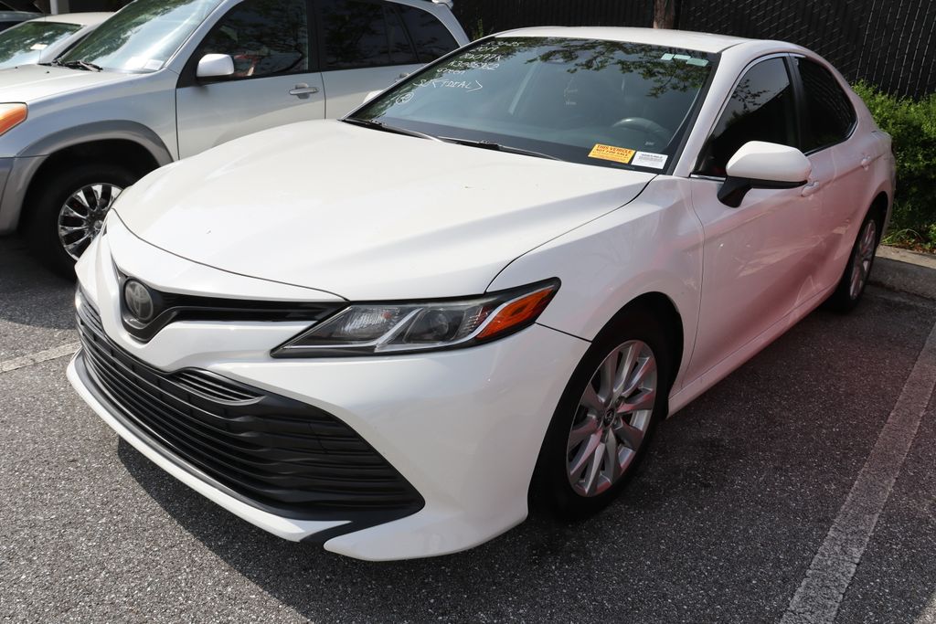2019 Toyota Camry LE 2