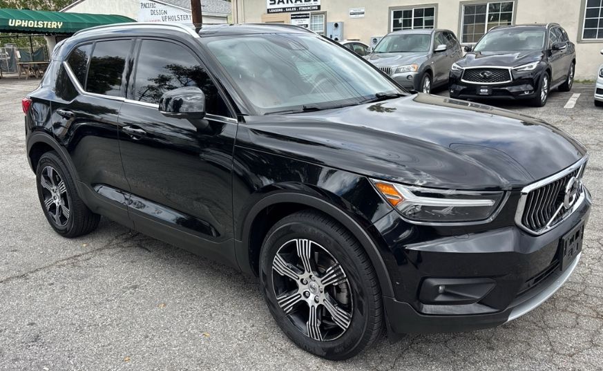 Used 2021 Volvo XC40 T4 Inscription 4D Sport Utility