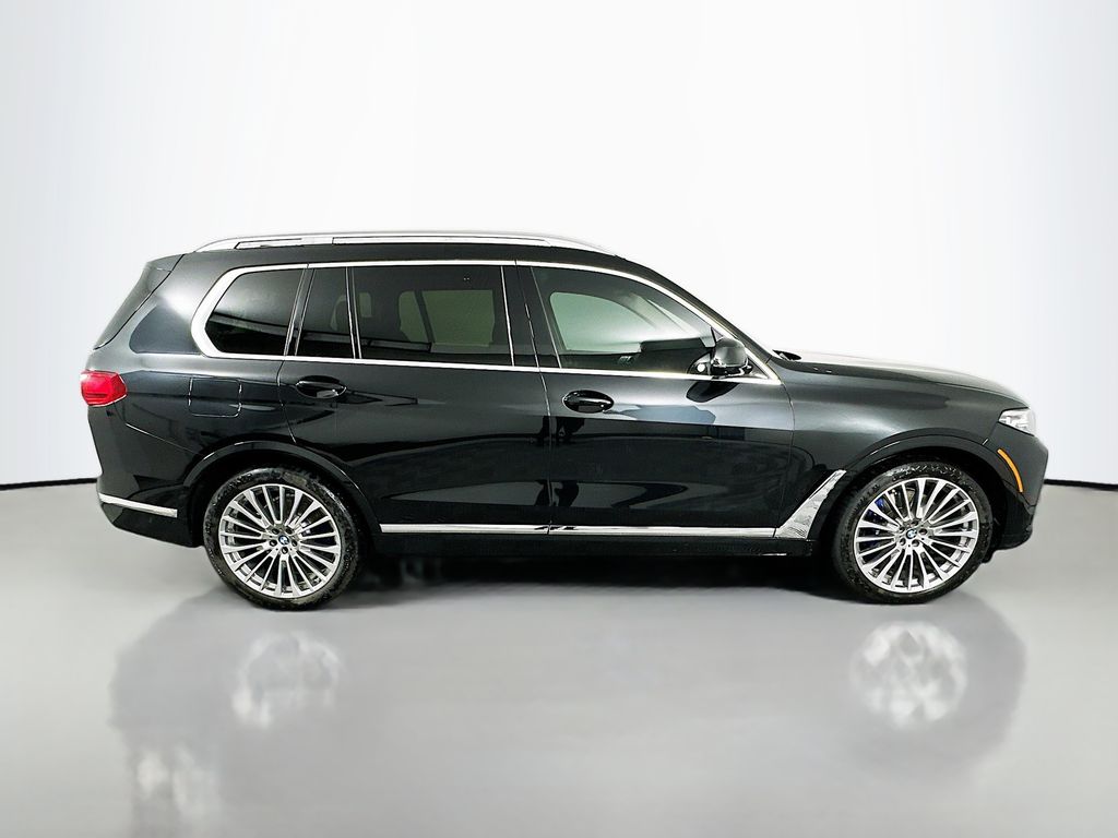 Thumbnail: 2021 BMW X7 - 4