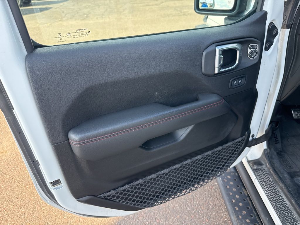 Certified Used 2023 White Jeep Rubicon image 39