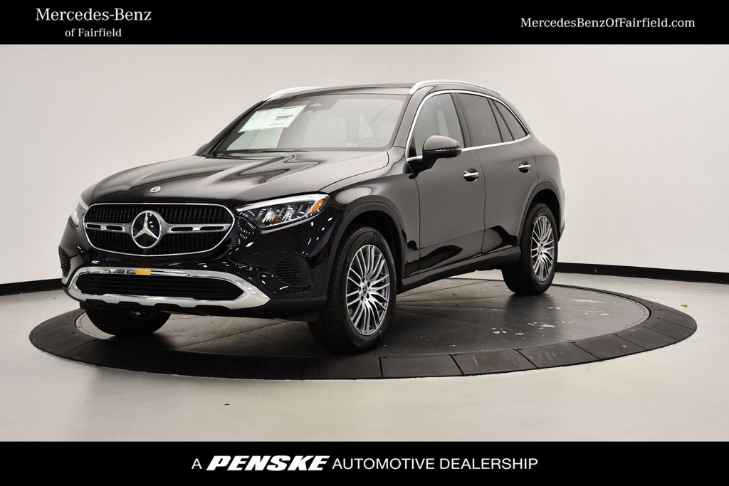 2025 Mercedes-Benz GLC 300 -
                Fairfield, CT