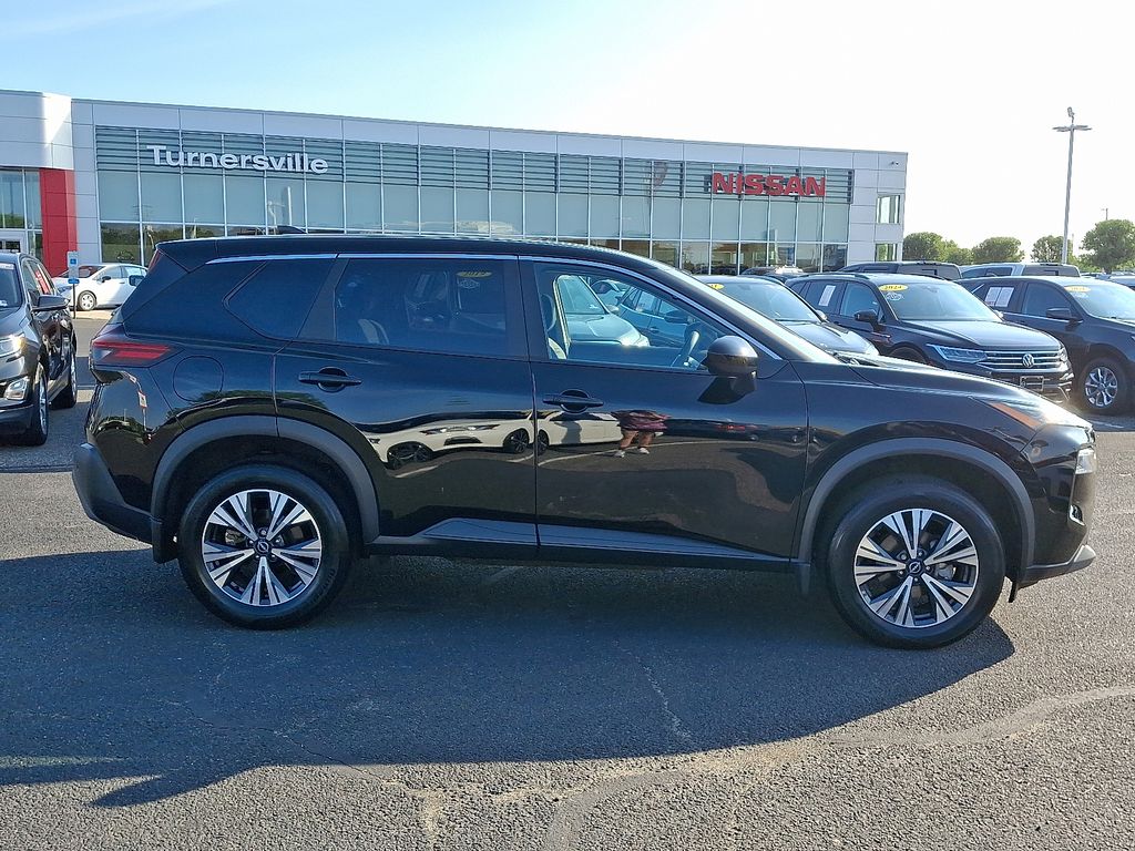 Thumbnail: 2023 Nissan Rogue - 7