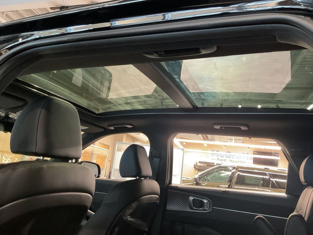 New 2026 Black Kia SX Prestige image 8