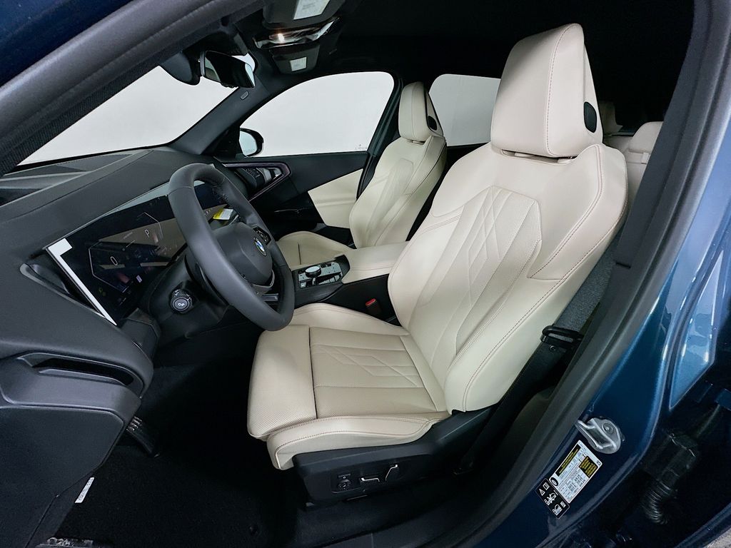 Thumbnail: 2026 BMW X3 - 16