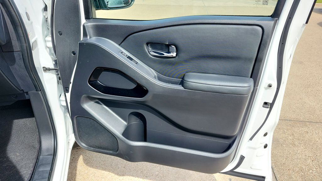 2023 Nissan Frontier