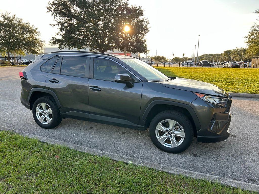 Thumbnail: 2021 Toyota RAV4 - 7