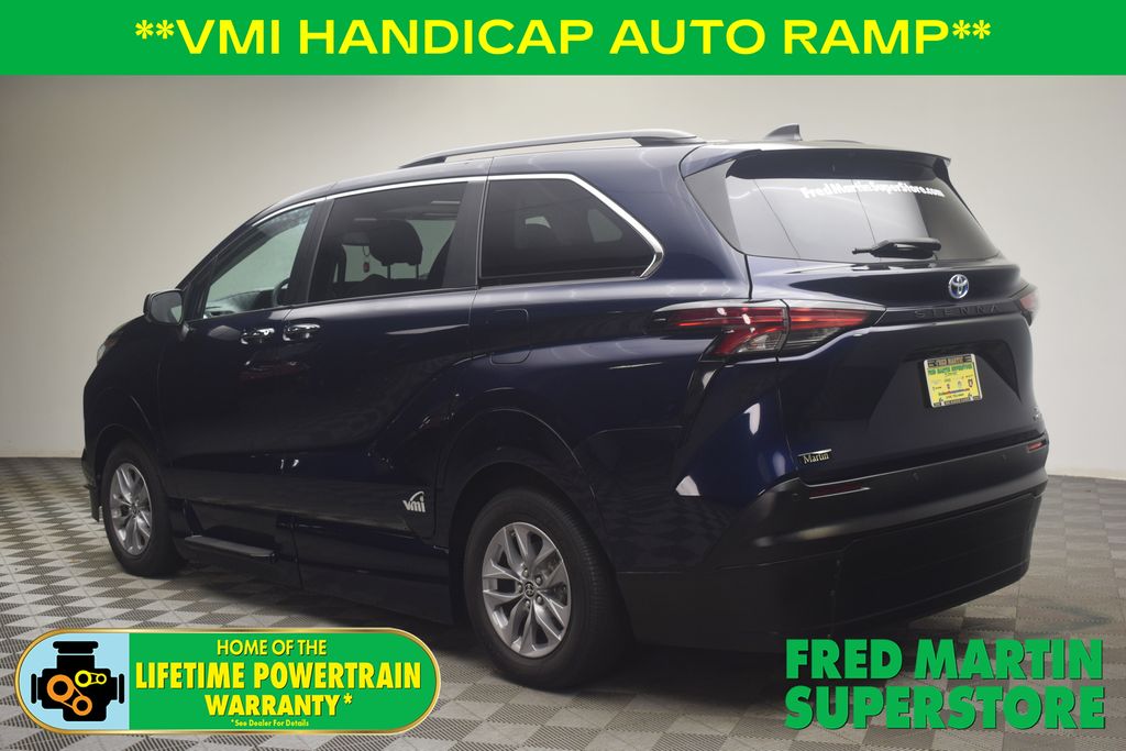 used 2022 Toyota Sienna car, priced at $63,000