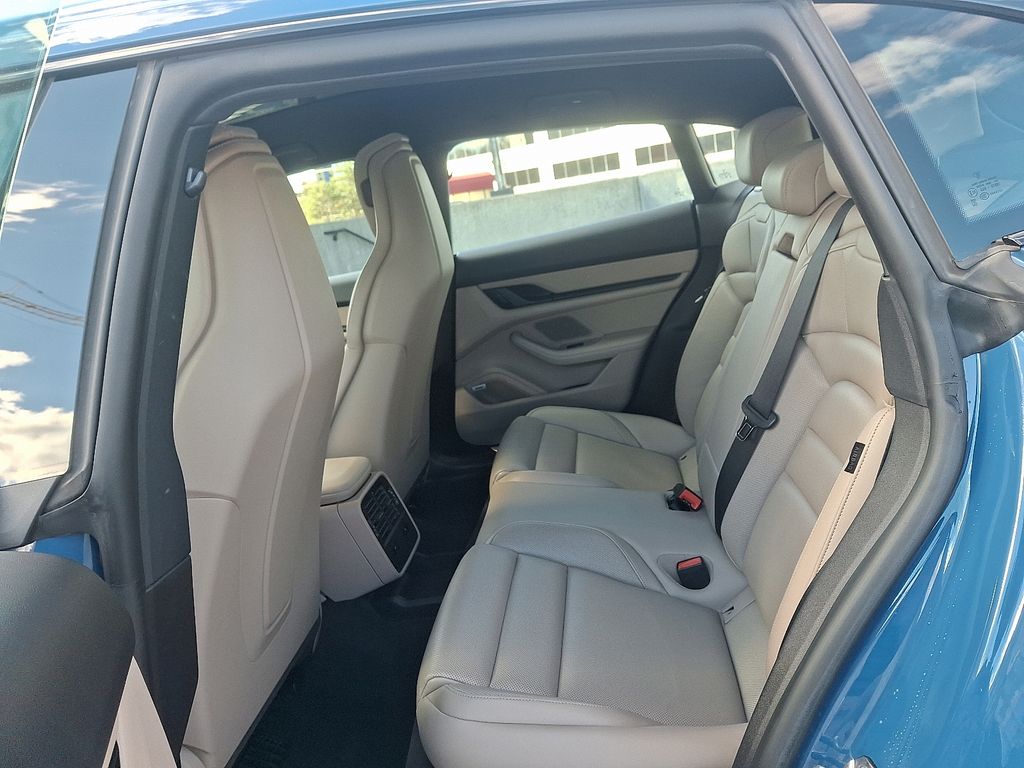 Thumbnail: 2021 Porsche Taycan - 12