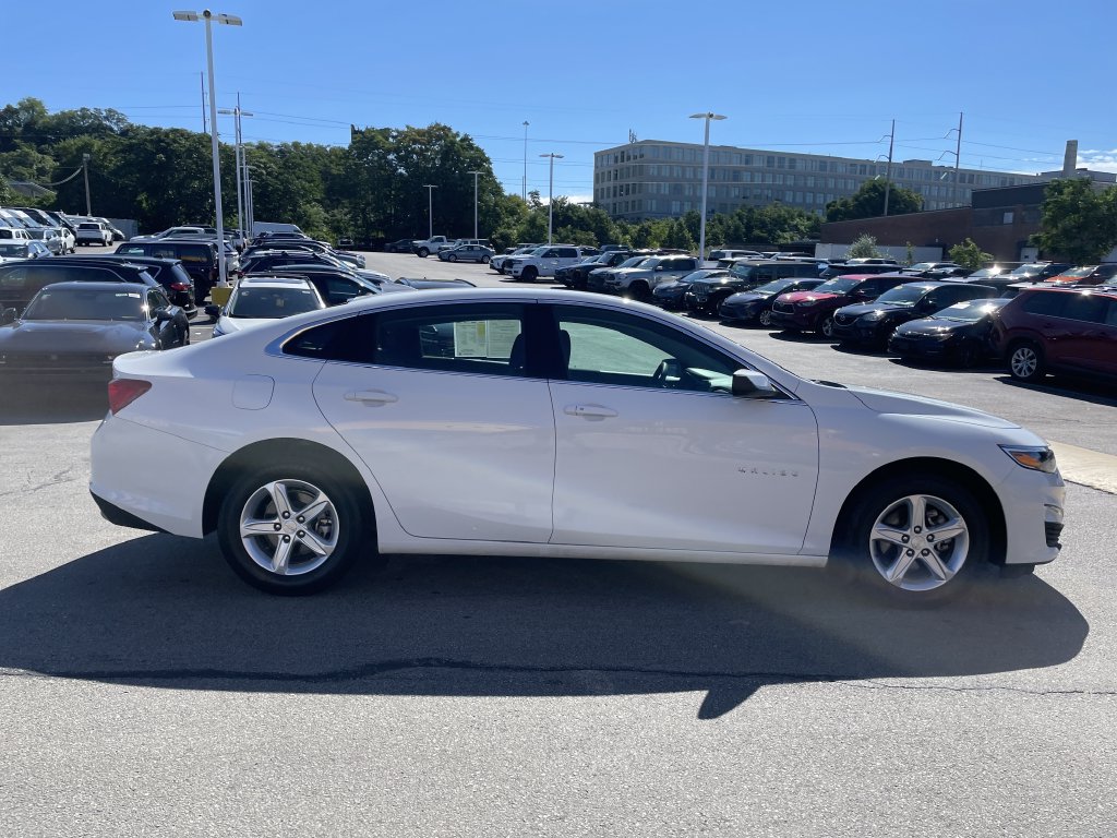 Used 2024 Chevrolet Malibu Sedan