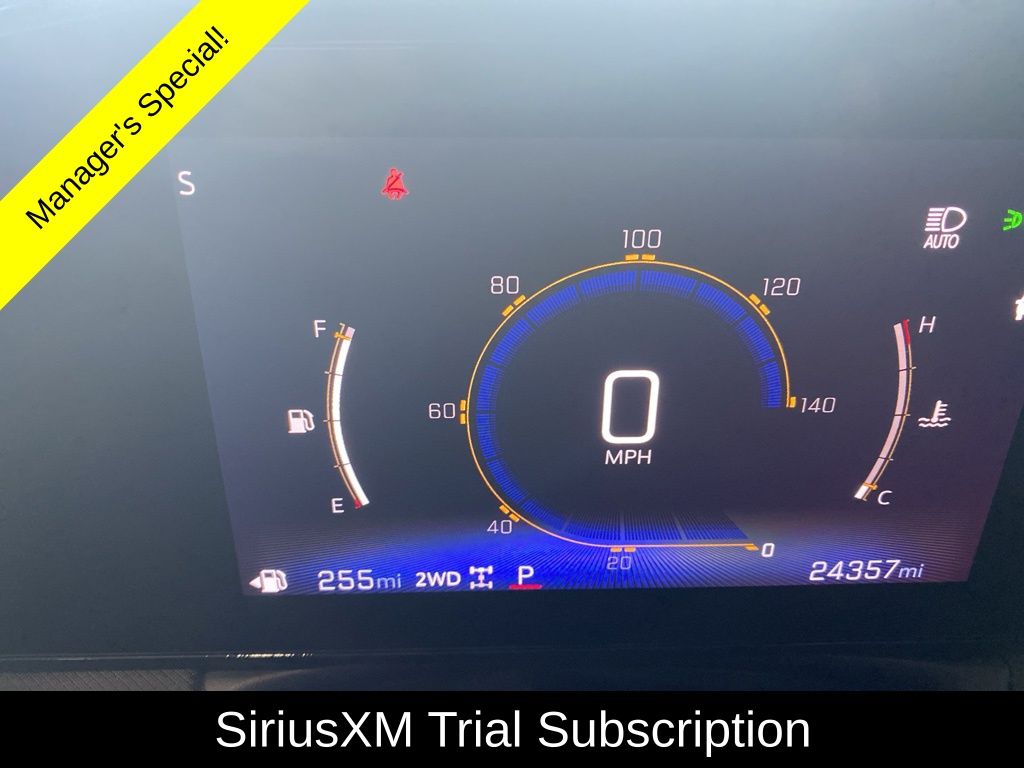 Used 2025 Black Chevrolet LT image 4