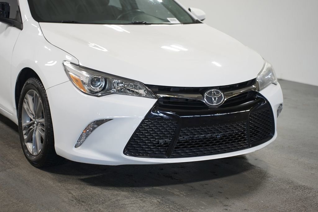 2017 Toyota Camry LE 4