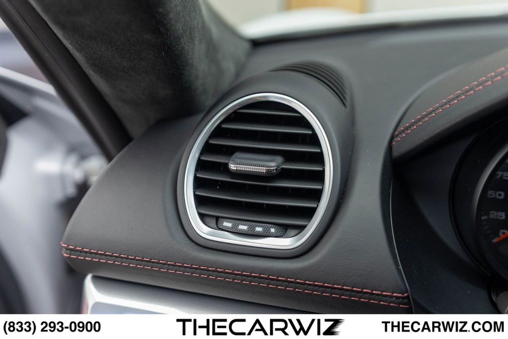 2023 Porsche 718 Cayman