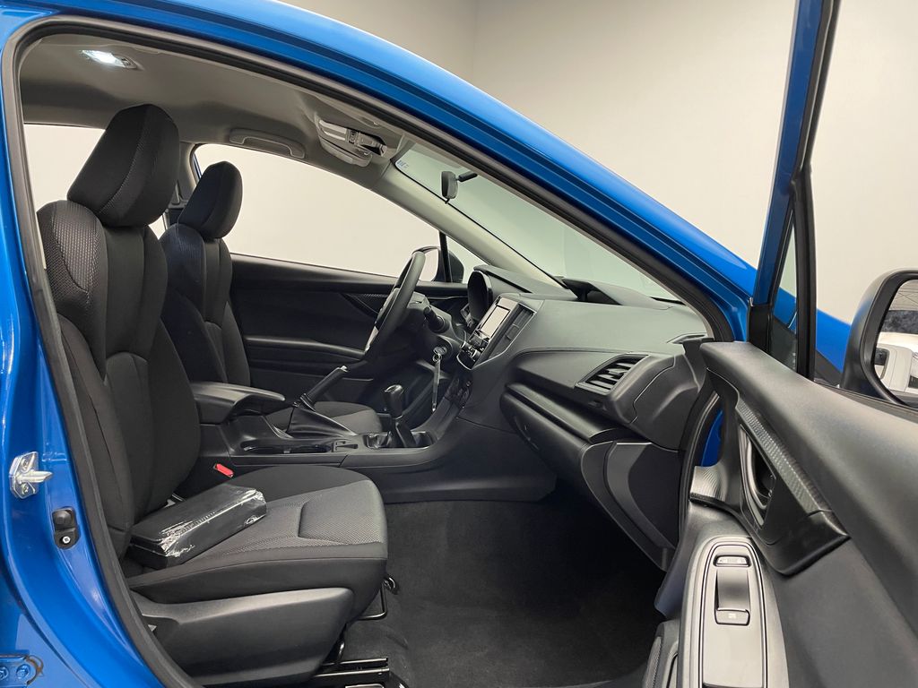 2022 Subaru Impreza Base 16