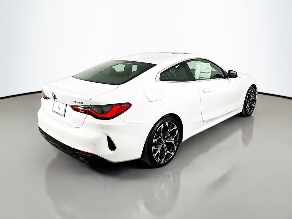 Thumbnail: 2025 BMW 4 Series - 5