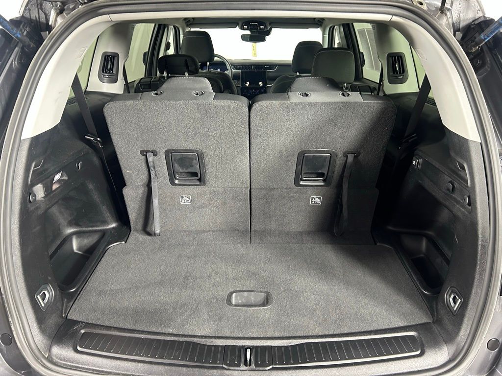 Used 2023 Gray Jeep Laredo image 23