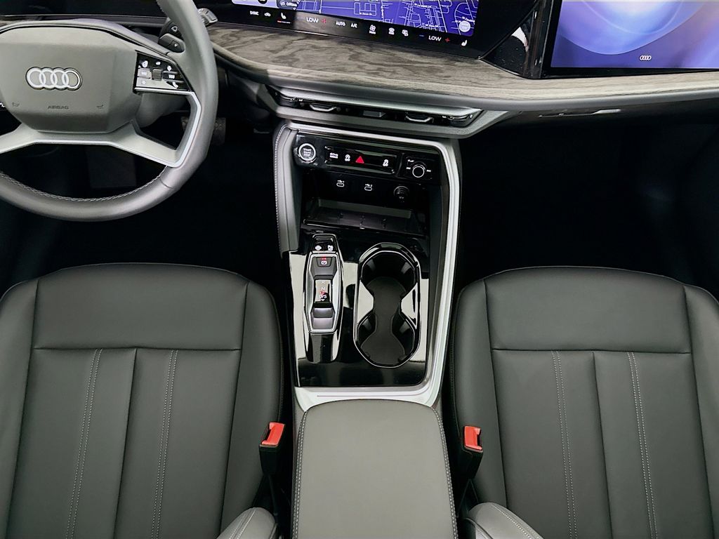 Thumbnail: 2026 Audi Q5 - 18