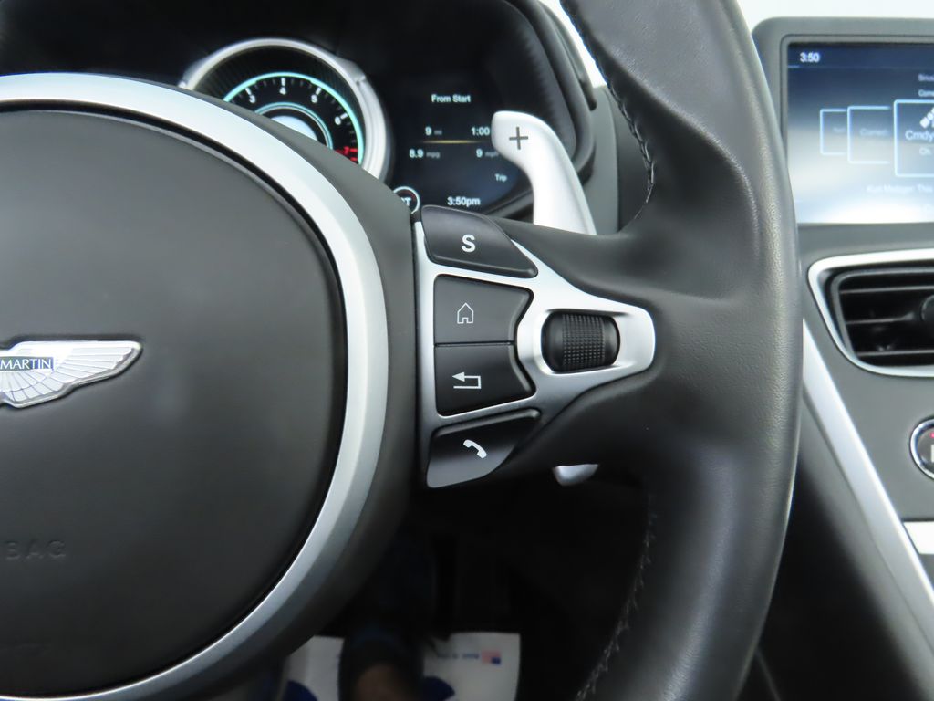 2020 Aston Martin DB11  20
