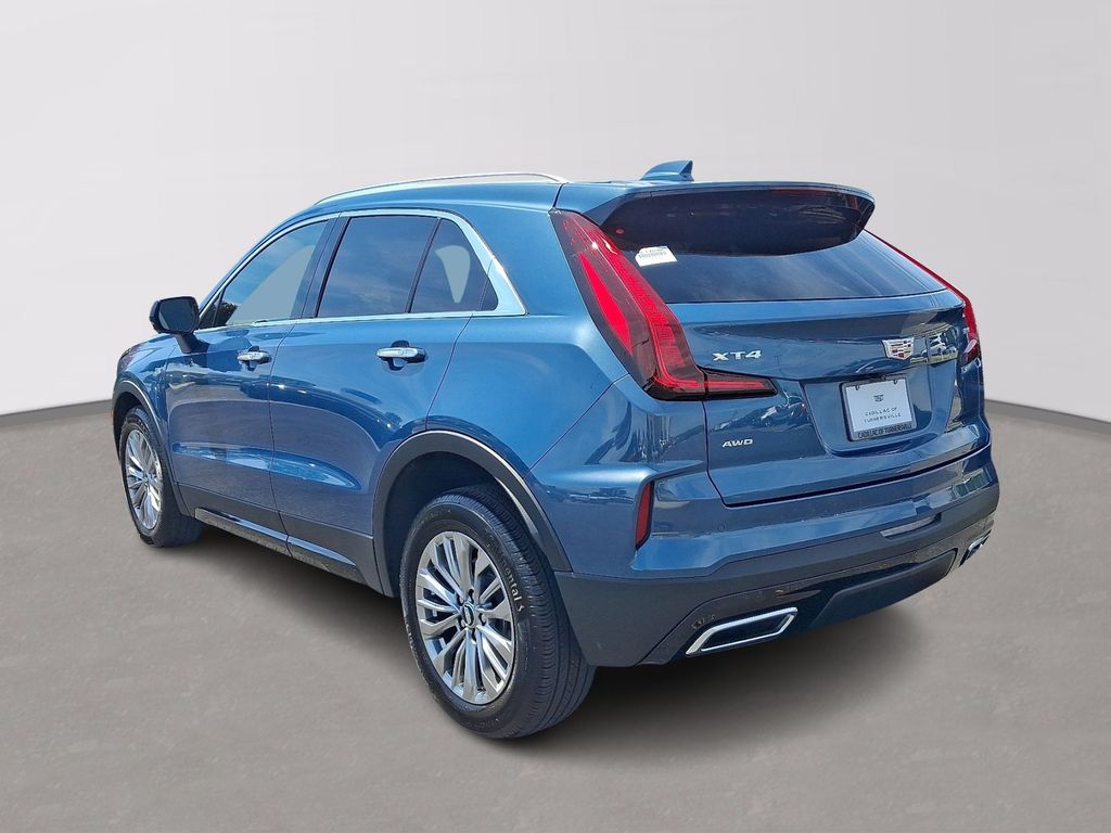 Thumbnail: 2025 Cadillac XT4 - 4