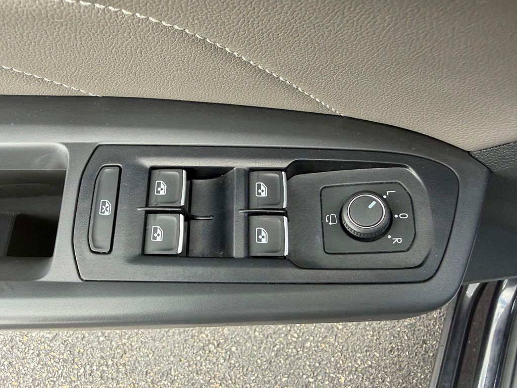2023 Volkswagen Atlas 3.6L V6 SEL Premium R-Line Black at Klick Lewis Buick Chevrolet