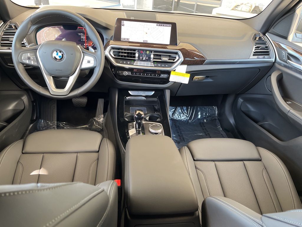 2024 BMW X3 sDrive30i 8