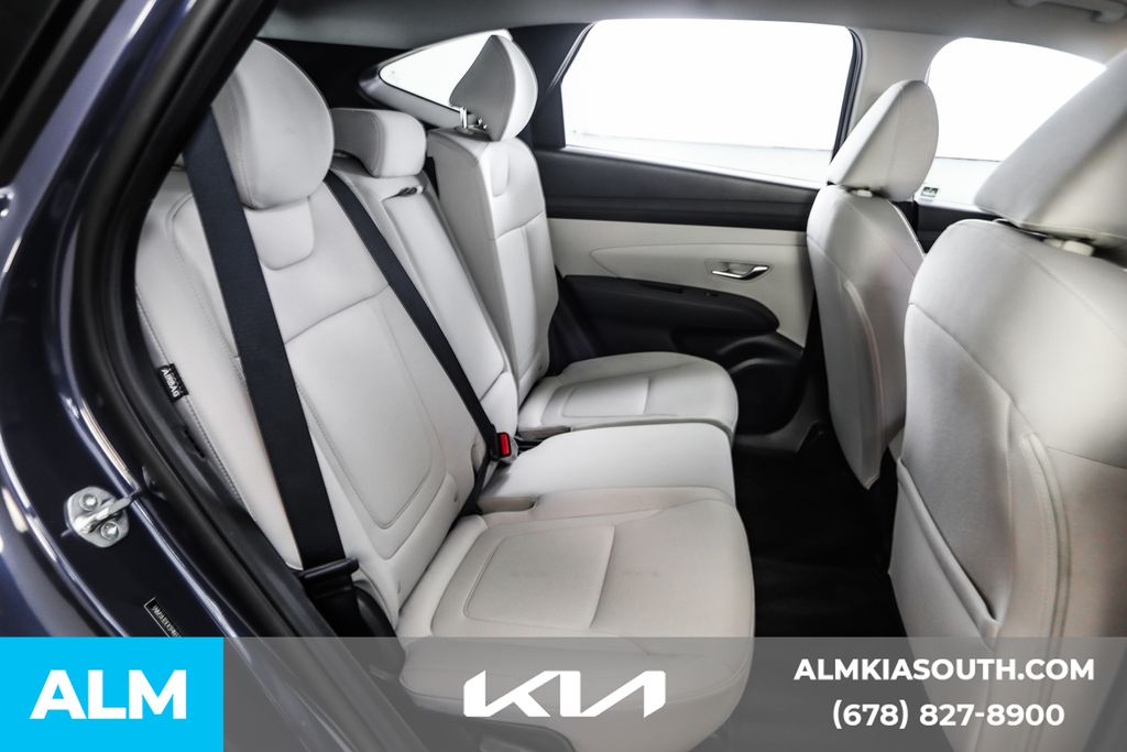 2025 Hyundai Tucson SE photo 16