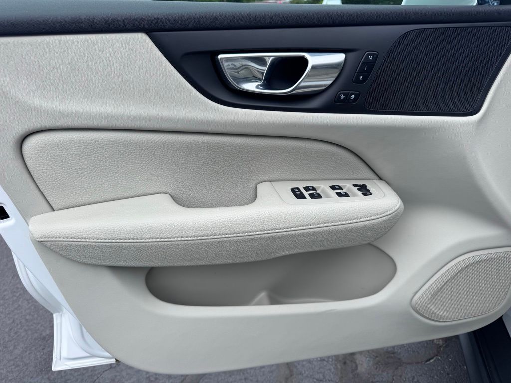 VolvoV60 Cross Country12