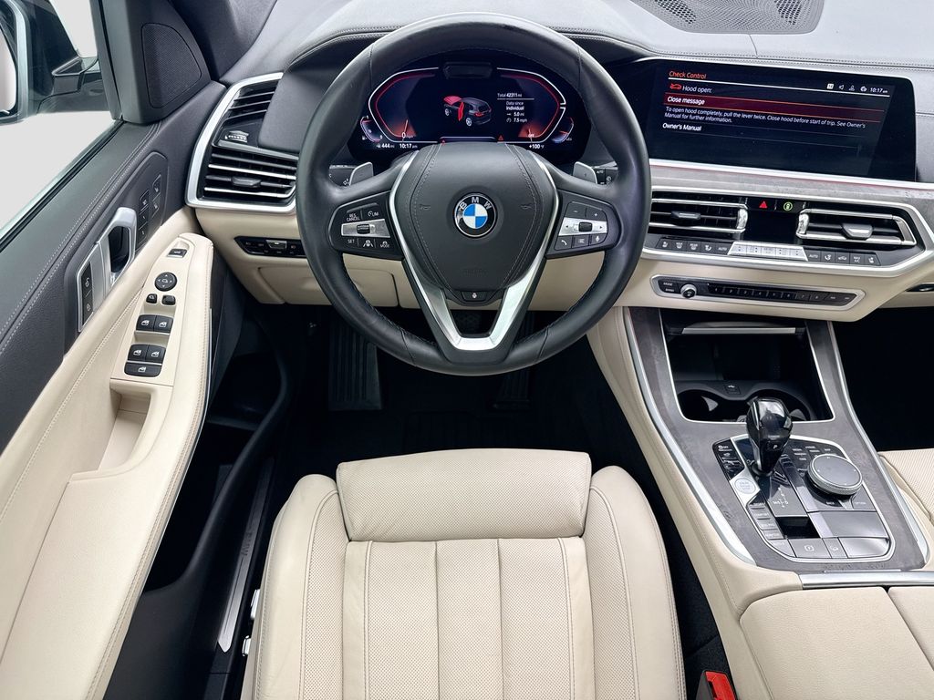 Thumbnail: 2021 BMW X5 - 10