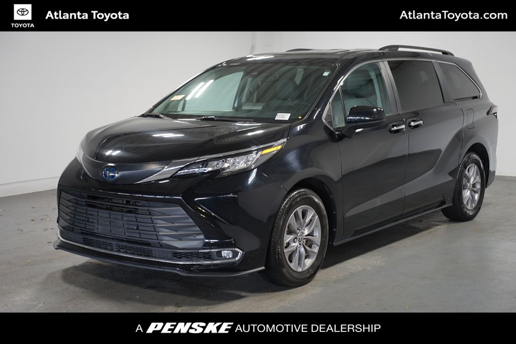 2023 Toyota Sienna XLE -
                Duluth, GA