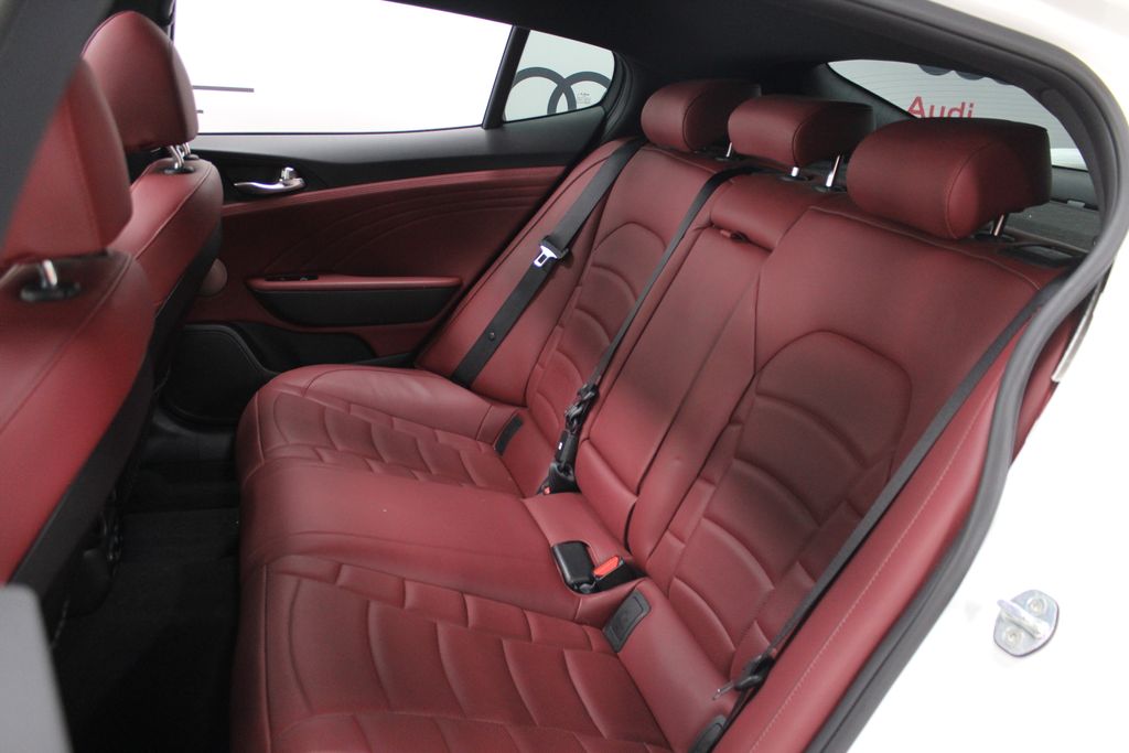 Thumbnail: 2022 Kia Stinger - 22