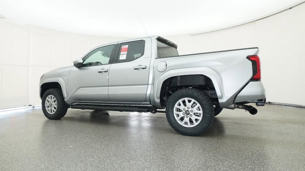 Thumbnail: 2025 Toyota Tacoma - 18