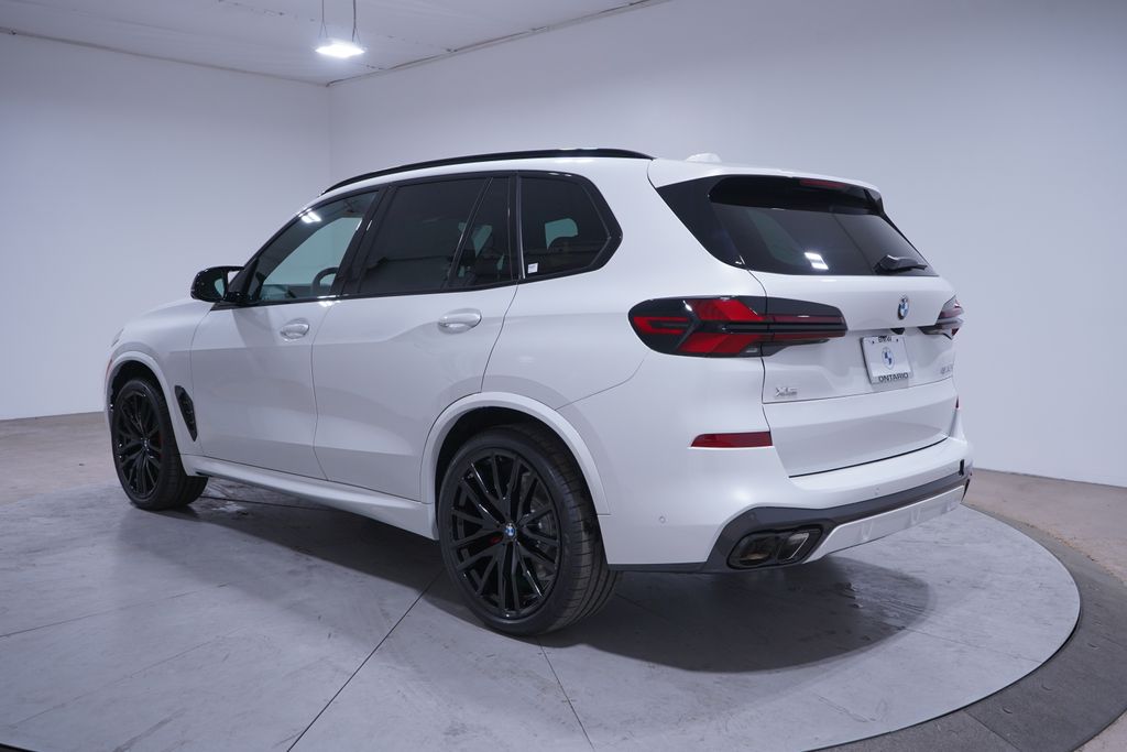 2025 BMW X5 M60i 3