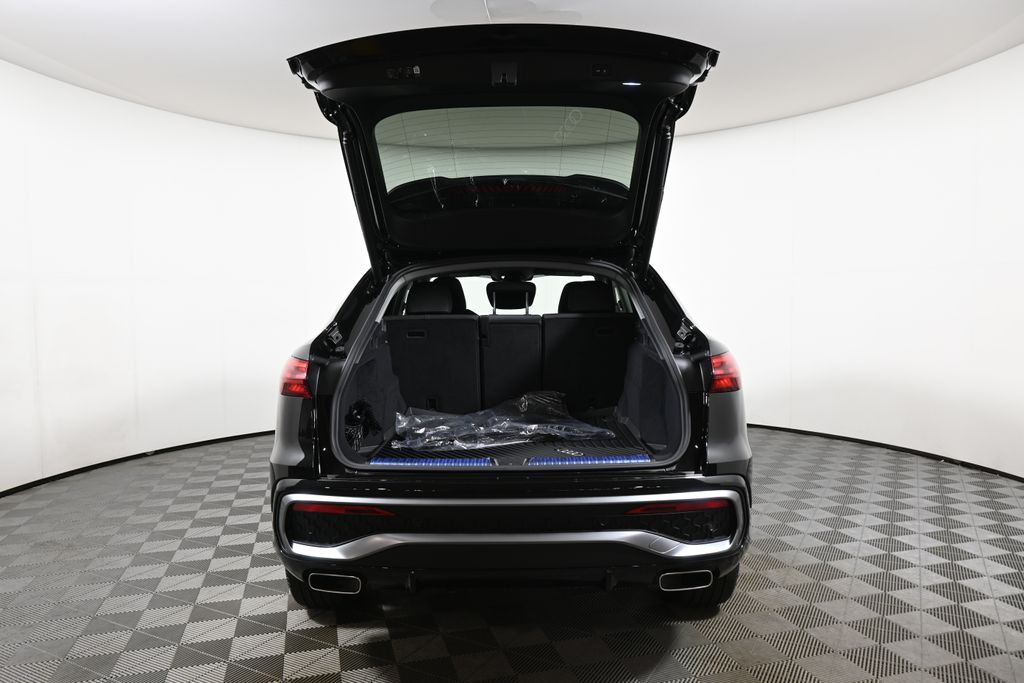 Thumbnail: 2025 Audi Q5 - 29