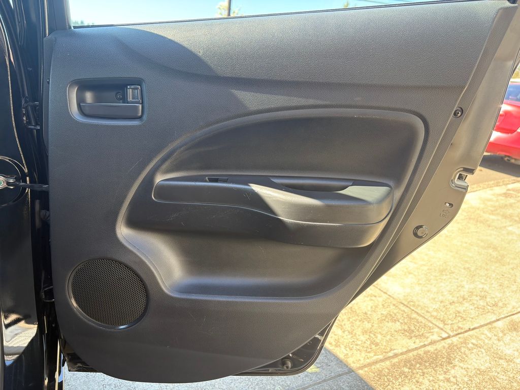 2021 Mitsubishi Mirage ES
