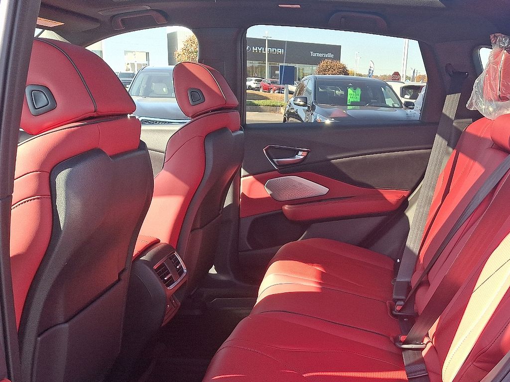 Thumbnail: 2026 Acura RDX - 7