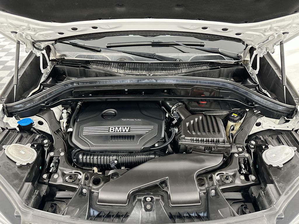 Thumbnail: 2021 BMW X1 - 31