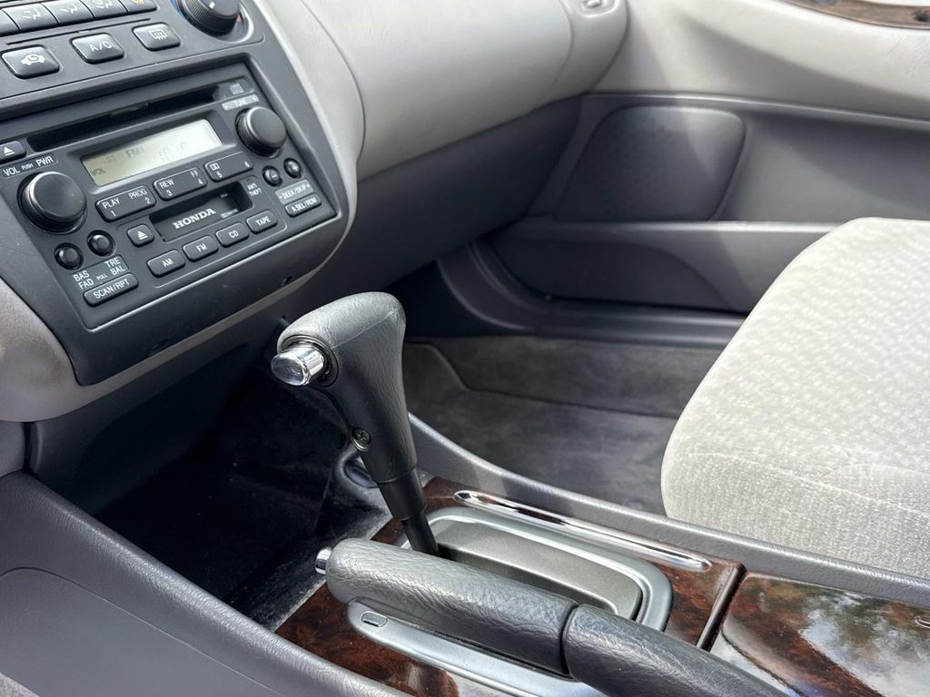 Used 2002 Honda Accord Sedan