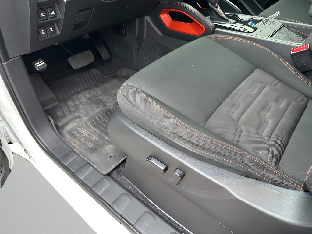 Used Car 2024 Nissan Frontier  Pro-4x For Sale Under $40,000 In Austin, Texas