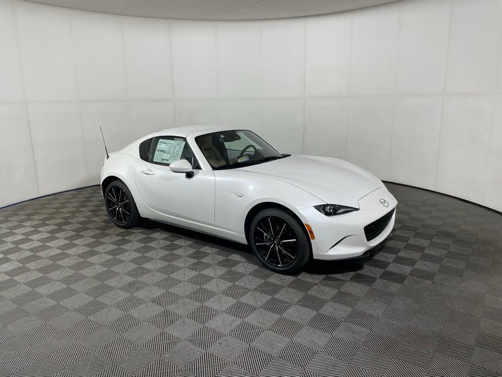 2025 Mazda MX-5 Miata RF Grand Touring RWD