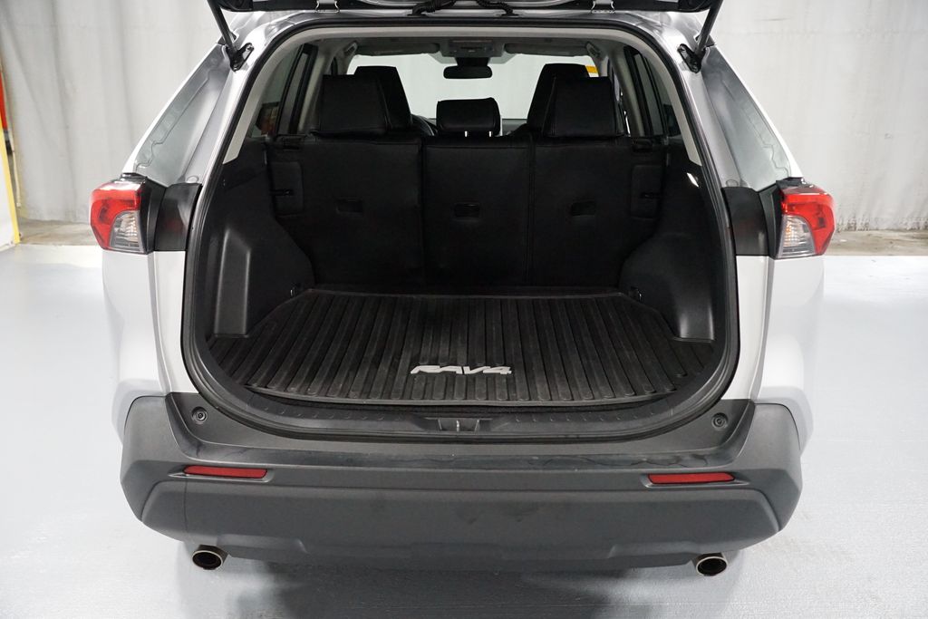 Thumbnail: 2024 Toyota RAV4 - 32