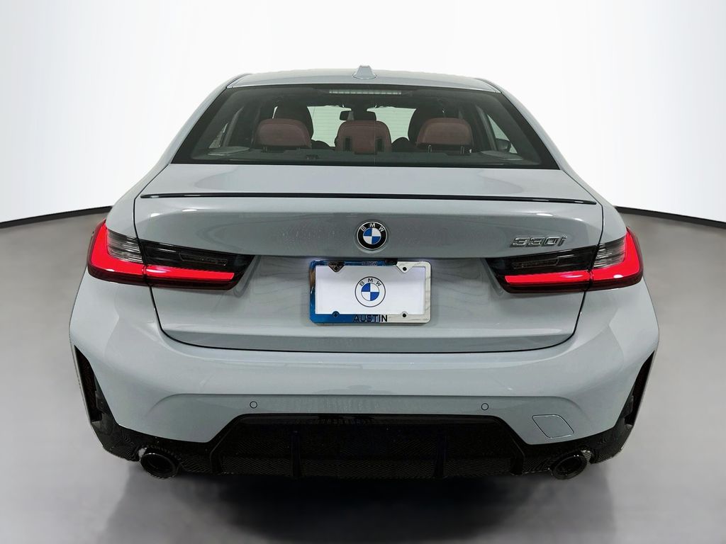 Thumbnail: 2026 BMW 3 Series - 6