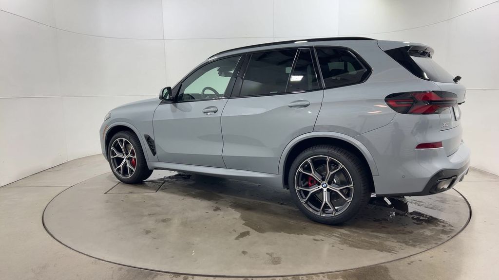 Thumbnail: 2026 BMW X5 - 6