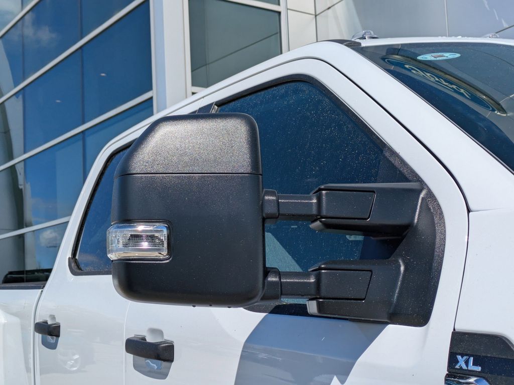 2026 Ford F-350 Super Duty XL